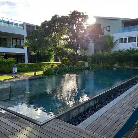 Studio The Waterclub Rivière Noire Екстериор снимка