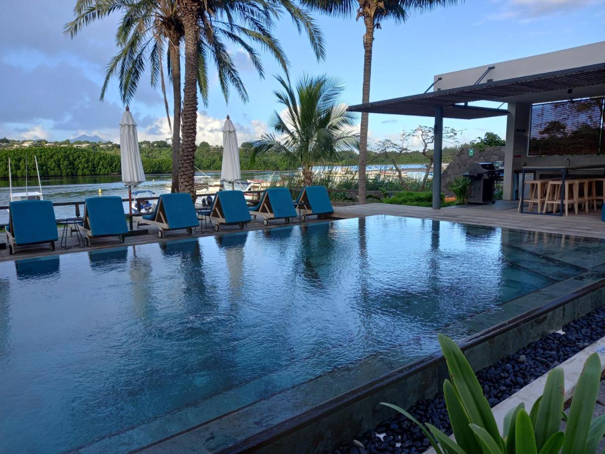 Studio The Waterclub Rivière Noire Екстериор снимка